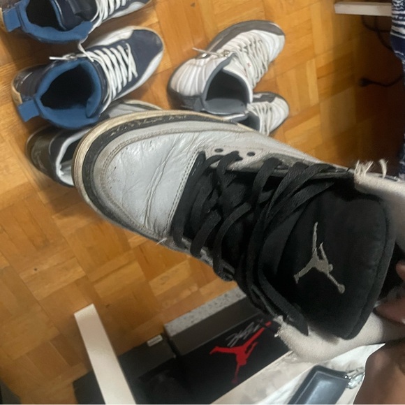 Jordan 12 obsidian , Jordan 12 jumpman white grey, Jordan 3 wolf grey - Picture 4 of 10